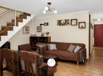 Casa · 182m² · 2 Dormitorios · 1 Estacionamiento · Casa en San Juan de Miraflores