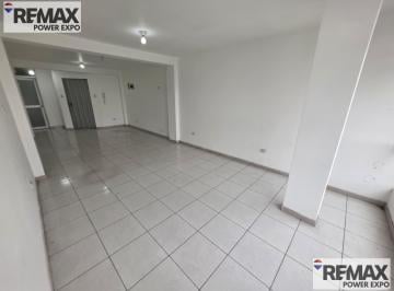 Oficina comercial · 45m² · Alquiler de Oficina en San Martin de Porres