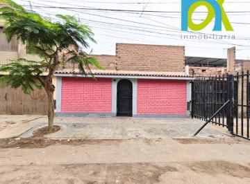Casa de 5 habitaciones, Lima · Venta de Casa de un Piso y Azoteas Urb Valle Sharon //san Juan de Miraflores