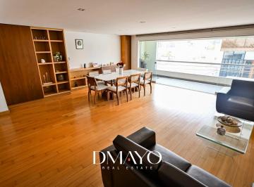 Departamento · 200m² · 3 Dormitorios · 3 Estacionamientos · Departamento de 200 m². 3 Dorm. c/u con Baño. 3 Cocheras, Muy Amplio y Ubicación Estratégica.