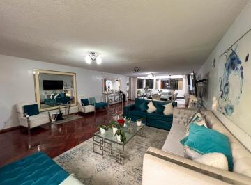 Casa · 453m² · 5 Dormitorios · 4 Estacionamientos · Venta de Casa en San Borja