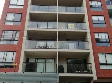 Departamento de 3 habitaciones, Lima · Venta Dpto. Frente a Parque, 3 Dorm, 2 Baños y 1/2, 108 m² Cochera, Depósito, Semi - Nuevo