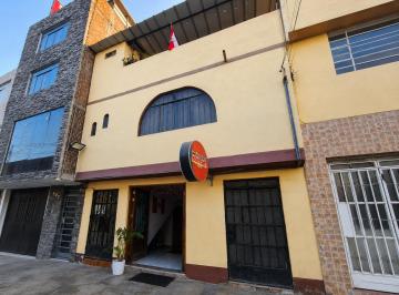 Casa de 3 habitaciones, Ica · Propiedad Comercial en Venta Junto Al Santuario del Señor de Luren – Ica