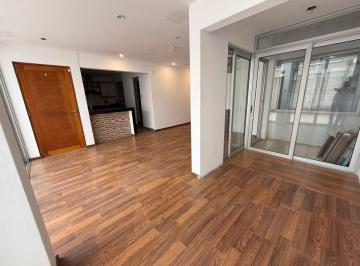 Casa de 11 habitaciones, Lima · Se Vende Casa de 3 Pisos + Azotea