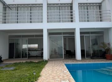Casa · 154m² · 3 Dormitorios · 1 Estacionamiento · Casa de Playa en Bujama