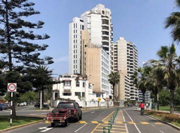 Departamento de 2 habitaciones, Lima · Departamento en Alquiler en Malecón Cisneros