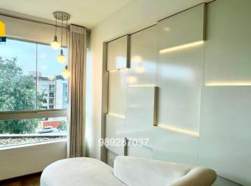 Departamento de 5 habitaciones, Lima · Venta de Hermoso Departamento con Vista a Parque de 256 m² con 4 Dorm - Valle Hermoso.