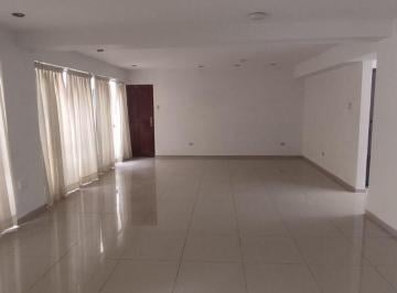 Departamento de 3 habitaciones, Trujillo · Vendo Dpto de 105 m² con Cochera en California, Víctor Larco, Trujillo