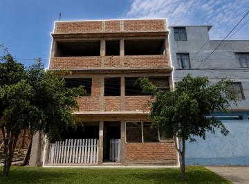 Casa de 6 habitaciones, Lima · ¡Amplia Casa en San Martín de Porres, Ideal Para Familia o Inversión!