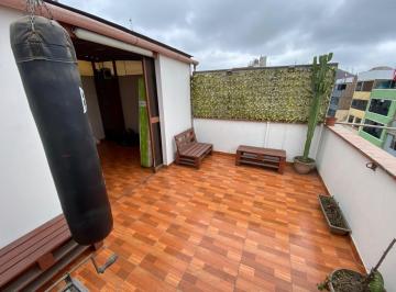 Departamento · 98m² · 5 Dormitorios · Venta de Departamento Tipo Dúplex Piso 5 y 6 con Vista a La Ciudad en El Distrito de Los Olivos