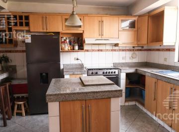 Departamento · 290m² · 6 Dormitorios · Venta de Departamento Triplex en Breña