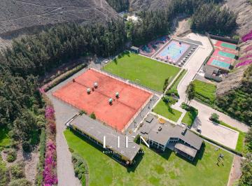 Terreno / Lote · 1014m² · 5 Dormitorios · 2 Estacionamientos · Condominio de Lujo La Quebrada Cieneguilla