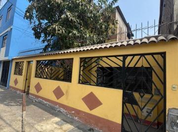 Casa · 200m² · 5 Dormitorios · Venta de Casa Como Terreno en San Juan de Miraflores