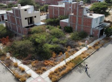 Terreno / Lote · 140m² · Se Vende Terreno de 140 m² en Los Corales, Piura