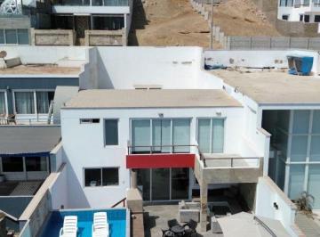 Casa de playa de 4 habitaciones, Lima · Se Alquilacasa en 1era Fila Playa Caballeros