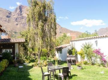 Casa · 400m² · 7 Dormitorios · Se Alquila Casona 1000 m² Para Hospedaje en Valle Sagrado - Calca