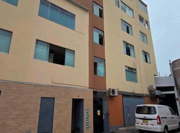 Nave industrial , Lima · Surquillo Cerca Oltursa 3,000 Soles Piso 2 Local Industrial U Oficina en Edificio