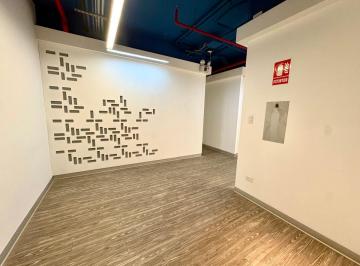 Oficina comercial , Lima · Oficina Moderna en La Victoria de 100 m² en Venta
