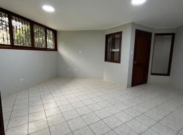 Departamento de 2 habitaciones, Lima · Departamento Frente a Parque en Monterrico