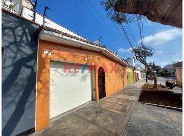 Casa · 230m² · 6 Dormitorios · Casa en Santiago de Surco
