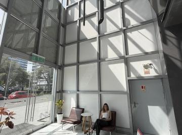 Oficina comercial · 195m² · Oficina Implementada en San Isidro - Alquiler