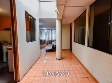 Casa · 246m² · 7 Dormitorios · 2 Estacionamientos · Venta de Casa en Av Venezuela - La Perla | 7 Dorm | Ubicacion Estrategica