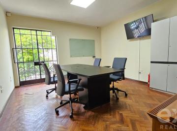 Departamento · 252m² · 3 Dormitorios · Dúplex de 252 m² Frente a Parque en Lince | Límite con San Isidro