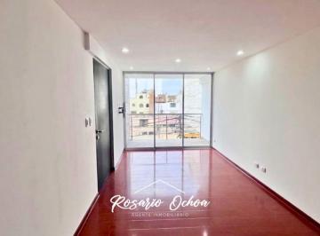 Departamento de 3 habitaciones, Lima · Departamento de 76 m² con 1 Cochera Vista Exterior| 3 Dorm. y 2 Baños en Laurel Rosa Surquillo