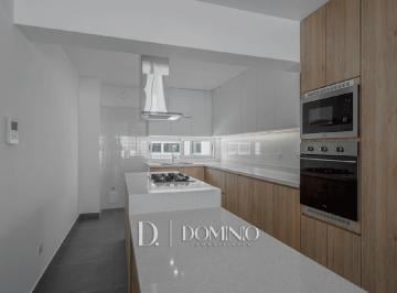 Departamento · 136m² · 3 Dormitorios · 2 Estacionamientos · Departamento en Miraflores