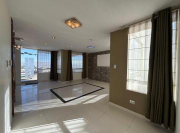 Departamento de 5 habitaciones, Arequipa · Vendo Amplio Departamento Mas Aires con Mini Depa, Area 302 m² en Quinta Privada de Challapampa