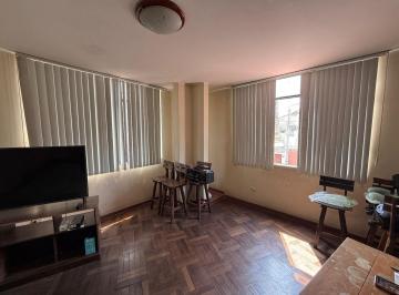 Casa · 184m² · 1 Estacionamiento · Venta de Casa Como Terreno La Calera Surquillo