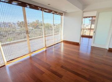 Departamento en Venta de 4 habitaciones San Isidro · Vendo Hermoso Triplex de Lujo Frente Al Olivar