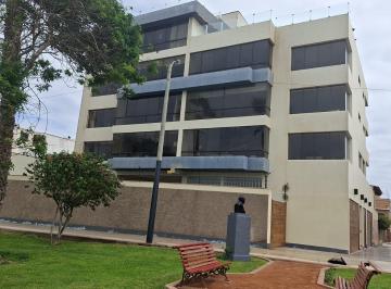 Departamento · 175m² · 3 Dormitorios · 2 Estacionamientos · Vendo Departamento con Vista Panorámica Al Mar Desde La Punta Hasta Chorrillos.