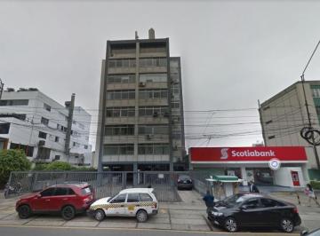 Oficina comercial · 125m² · 4 Dormitorios · 1 Estacionamiento · Vendo Oficina Flat en Av Canaval y Moreyra N 2xx, Piso 2, San Isidro.