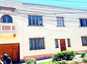 Casa · 320m² · 1 Estacionamiento · Casa a La Venta en Jesus Maria