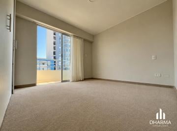 Departamento de 3 habitaciones, Lima · Impecable Dpto. con Ascensor a 1 Cdra. de La Av de La Marina
