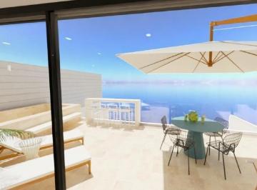 Departamento · 198m² · 3 Dormitorios · 2 Estacionamientos · Duplex en Playa Señoritas, Malecón Superior Segunda Fila, con Piscina Privada