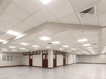 Oficina comercial · 98m² · Oficina Semi Implementada en El Corazón del Centro Histórico de Lima