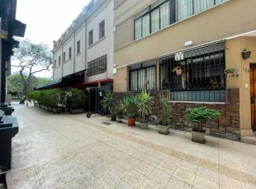 Departamento en Venta de 2 habitaciones Miraflores · Vendo Flat en 2do Piso Frente Al Parque Kennedy - Miraflores