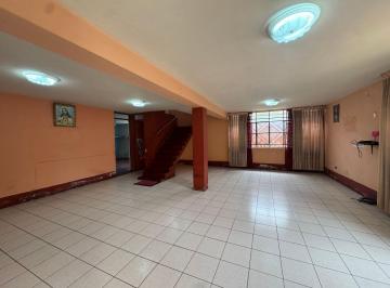 Local comercial , Lima · Local Comercial en Esquina 250 m² | Portón + Garaje 3 Autos | Comas | S/ 5,000