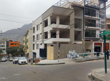 Departamento de 3 habitaciones, Lima · Departamento en Venta en La Molina