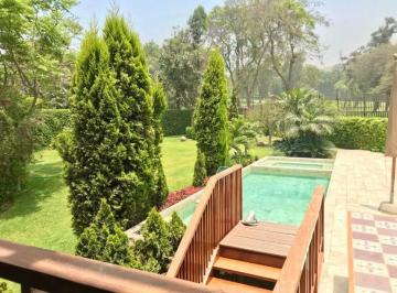 Casa · 2500m² · 7 Dormitorios · Vendo y Alquilo Bella Casa de Campo en Calle Alto La Luna Nx, Urb. Golf de Huampani, Chaclacayo