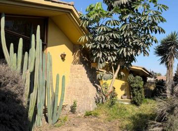 Casa de 4 habitaciones, Lima · Casa Como Terreno de 1265 m² en Jr Los Viñedos La Molina