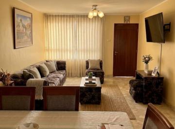 Casa · 330m² · 10 Dormitorios · 1 Estacionamiento · Alquiler de Casa Comercial en Smp