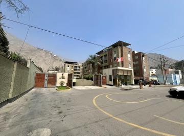 Departamento · 105m² · 4 Dormitorios · 1 Estacionamiento · Dúplex en Venta en Chaclacayo | 162.92 m² | Terraza y Estacionamiento