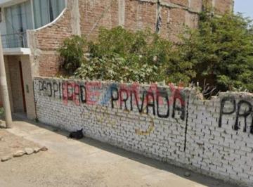 Terreno / Lote · 135m² · Venta de Terreno en Urb. Exclusiva