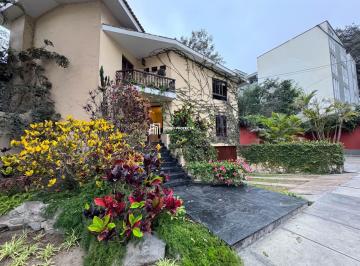 Casa · 480m² · 3 Dormitorios · 2 Estacionamientos · Casa en Barranco