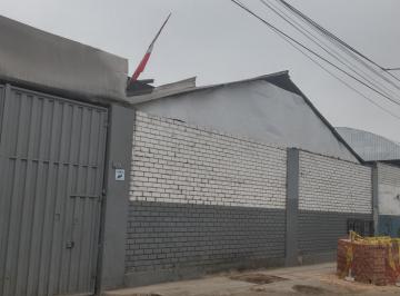 Local comercial · 512m² · 2 Estacionamientos · Local Para Almacen en Alquiler en Breña