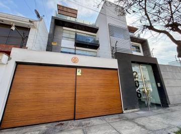 Departamento · 120m² · 3 Dormitorios · 2 Estacionamientos · Exclusivo Departamento en Venta – Urb. La Alborada, Surco