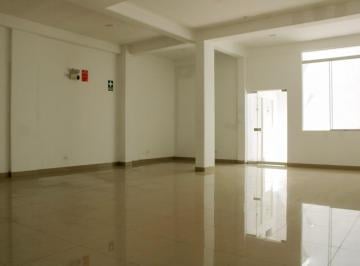Local comercial , Lima · Alquilo Oficina de 95 m² en Miraflores: Versatilidad Comercial a Pasos de Larco y Benavides